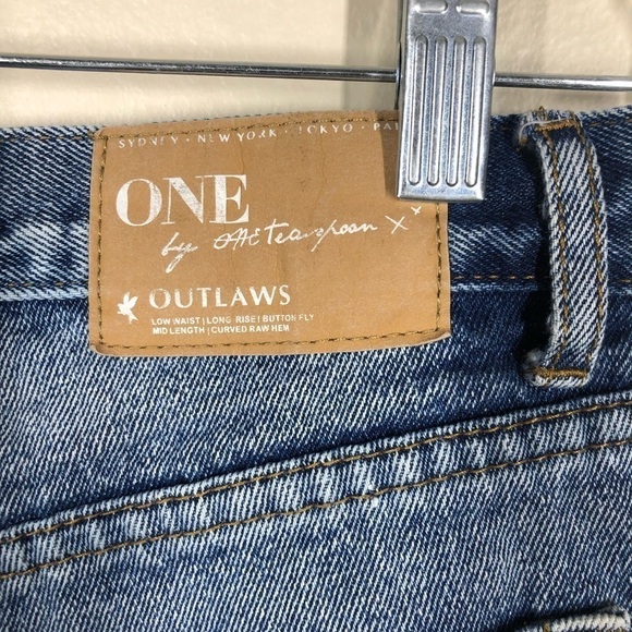 One Teaspoon for Free People Outlaws High Rise Denim Jean Shorts Distressed - Picture 6 of 10